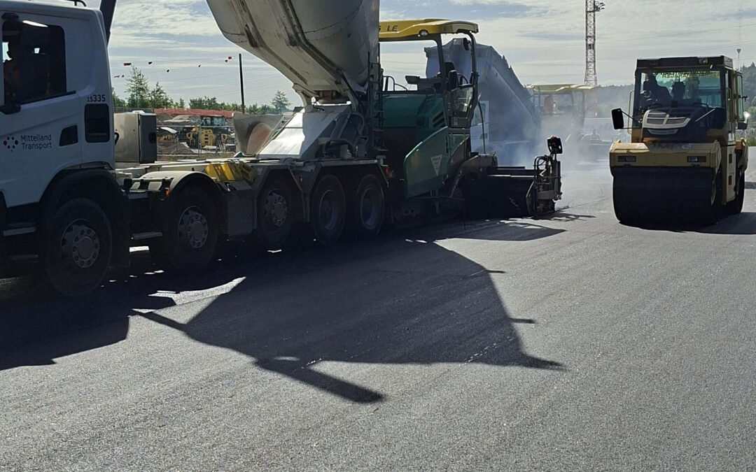 Erste Test­ver­su­che mit EME-Bitumen